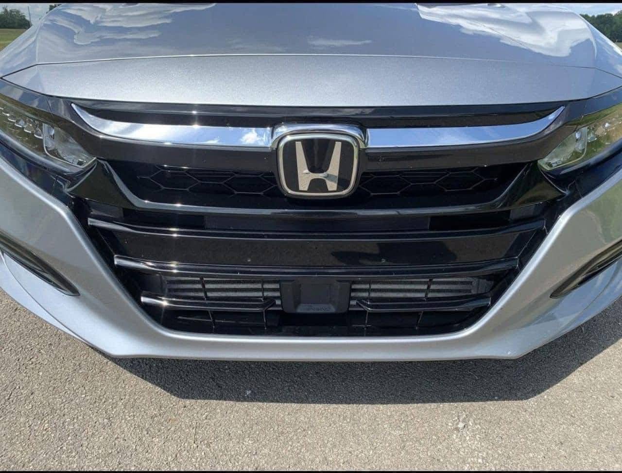 2018 Honda Accord 2.0T Sport - Image 8